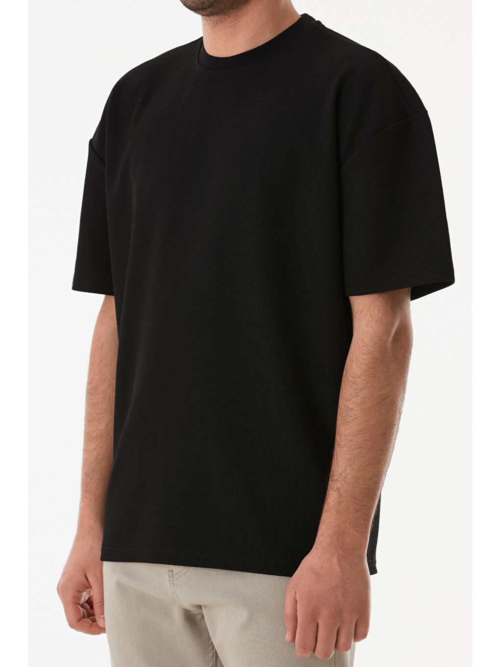 Siyah Basic Bisiklet Yaka Tişört-4