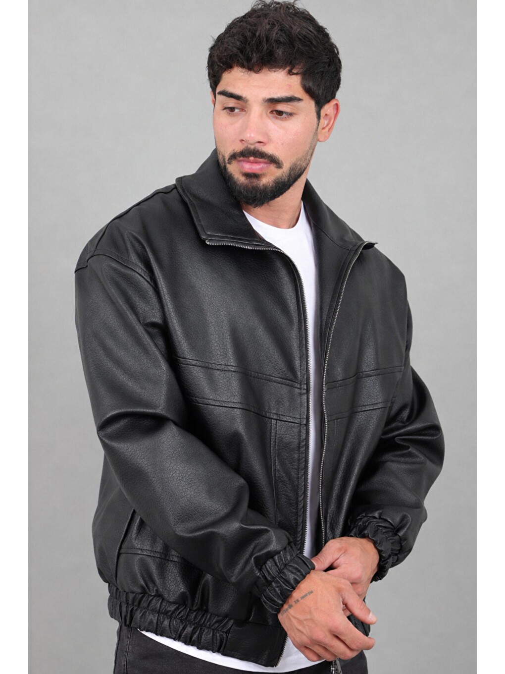 Siyah Oversize Dik Yaka Desenli Suni Deri Mont Kmd 881_50529-2