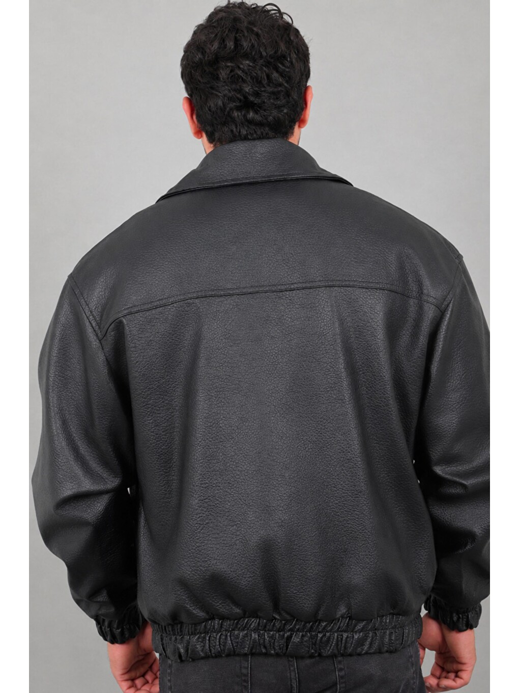Siyah Oversize Dik Yaka Desenli Suni Deri Mont Kmd 881_50529-6