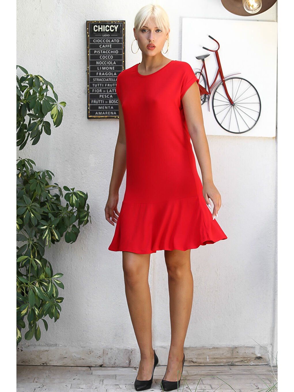 Kadın Kırmızı Yuvarlak Yaka Düşük Kol Fırfırlı Midi Oversize Casual Viskon Örme Elbise-7