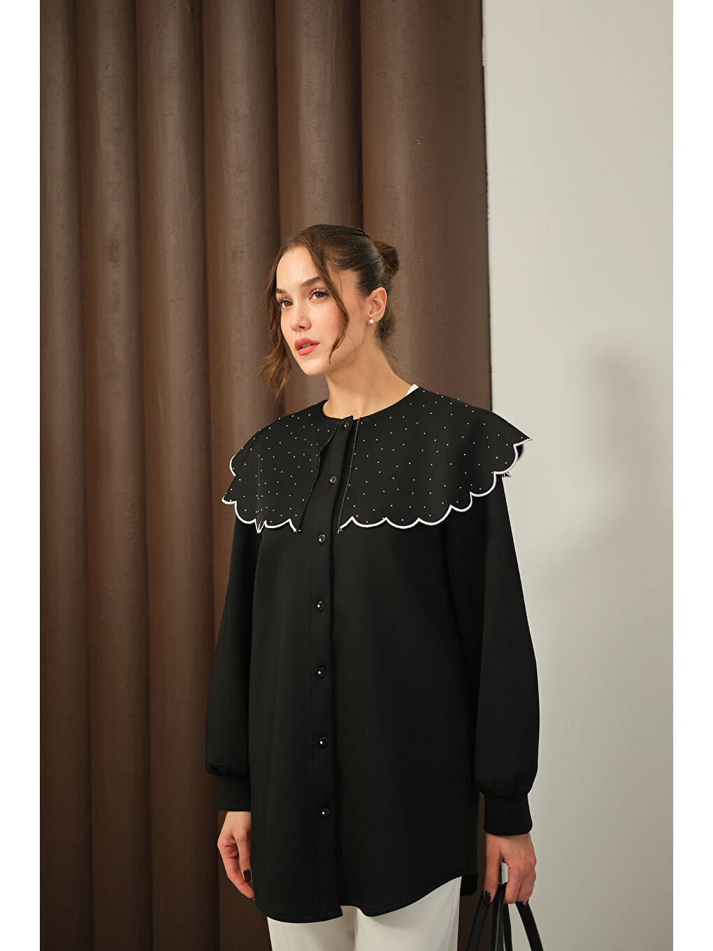 Kadın Yakası Taşlı Tunik Siyah-3