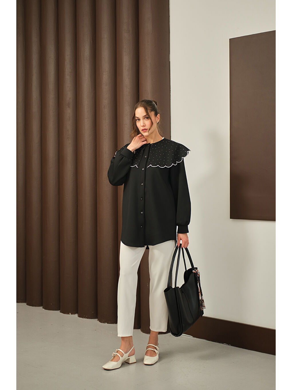 Kadın Yakası Taşlı Tunik Siyah-4