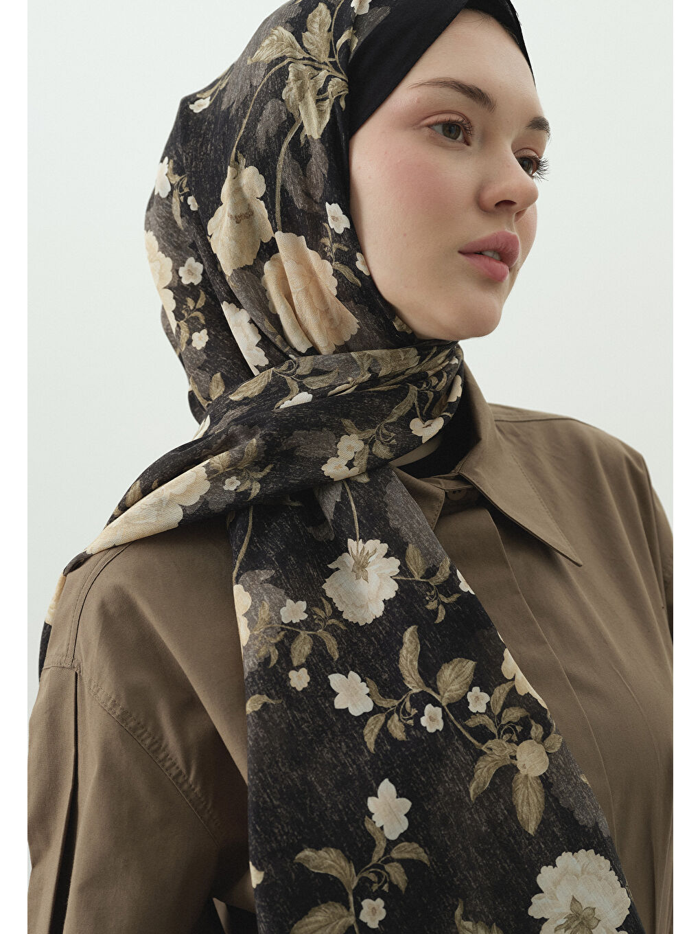 Siyah REVERIE DESENLİ PAMUK VİSKON ŞAL SİYAH-3