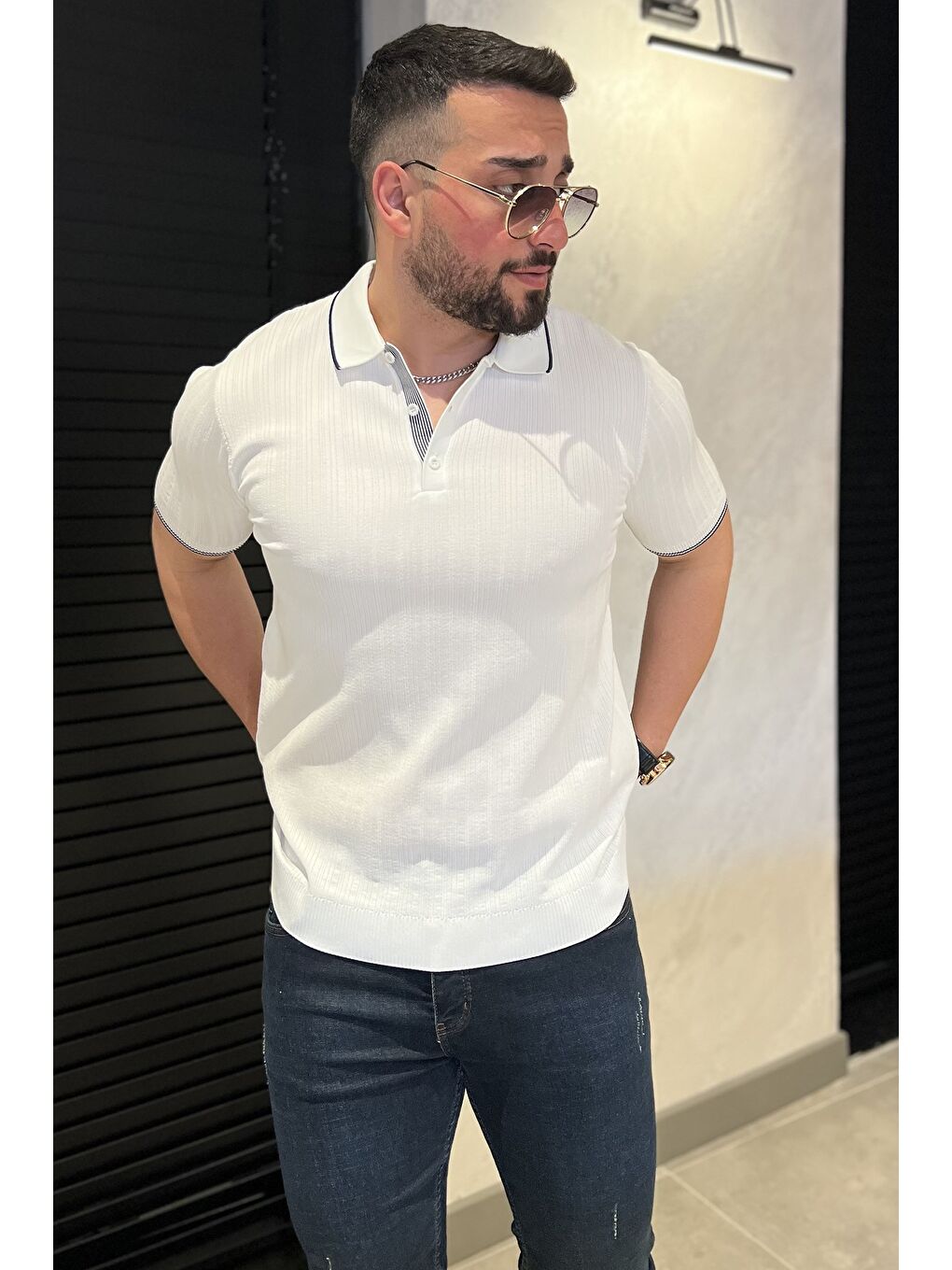 Beyaz Erkek Polo Yaka Yarım Düğmeli Triko Tişört-1