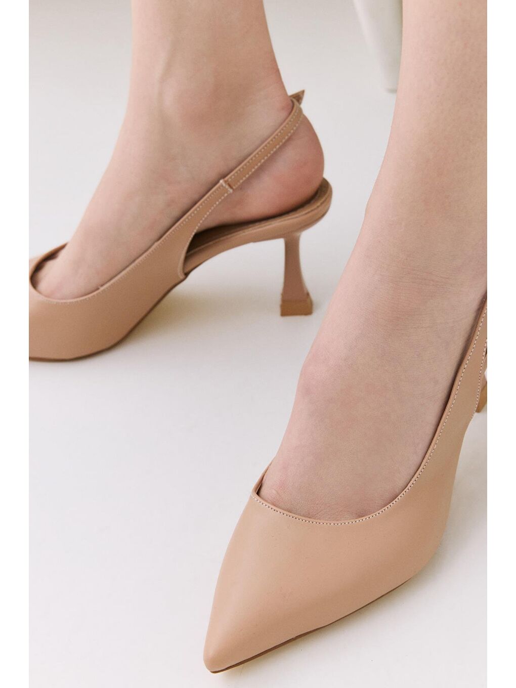 Pembe Kadın Pudra Ayarlanabilir Tokalı Stiletto-2