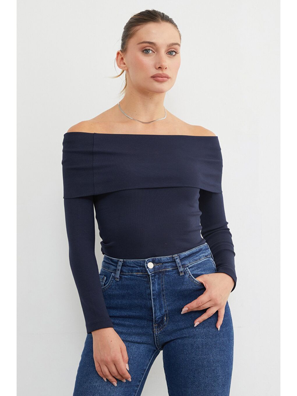 Lacivert Basic Madonna Yaka Modal Bluz-2