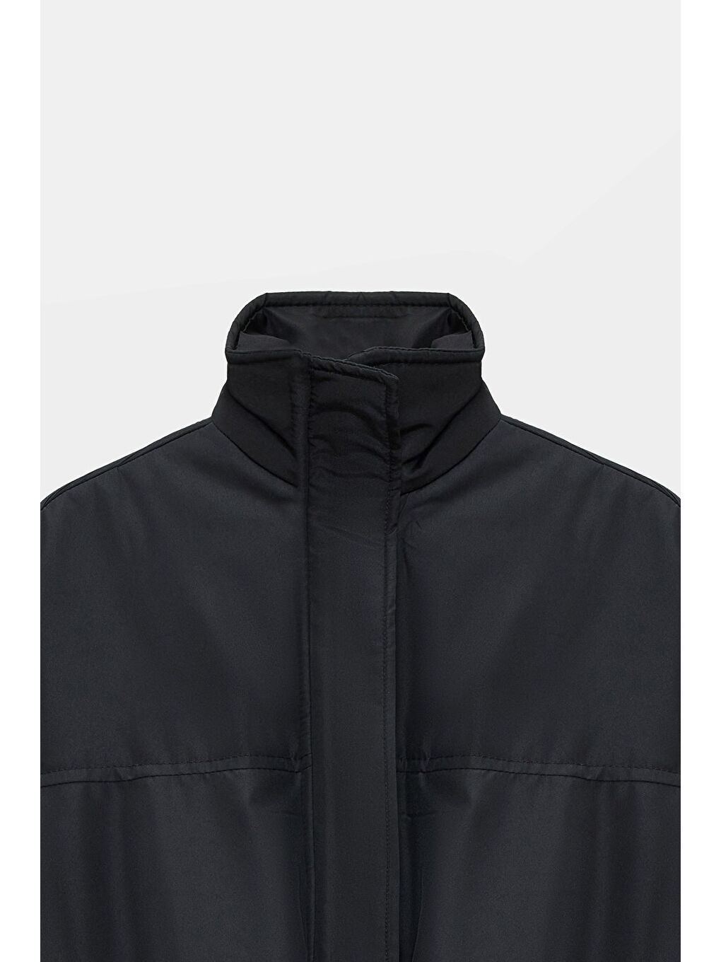 Siyah Kadın Oversize Dik Yaka Fermuarlı Puffer Mont-2