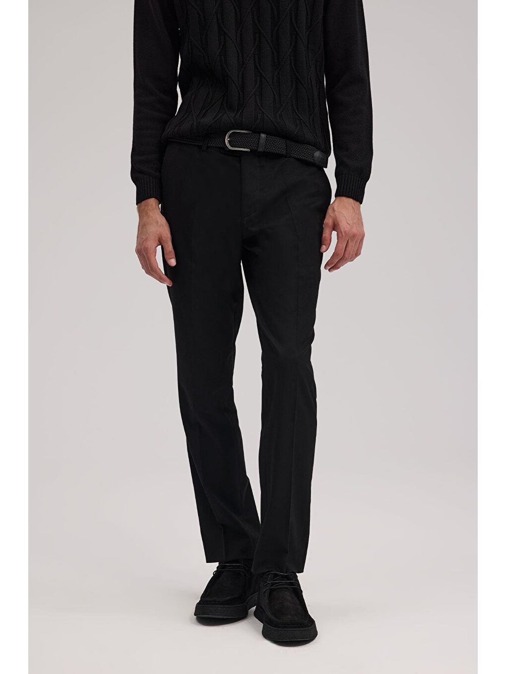 Siyah Regular Fit Kumaş Pantolon