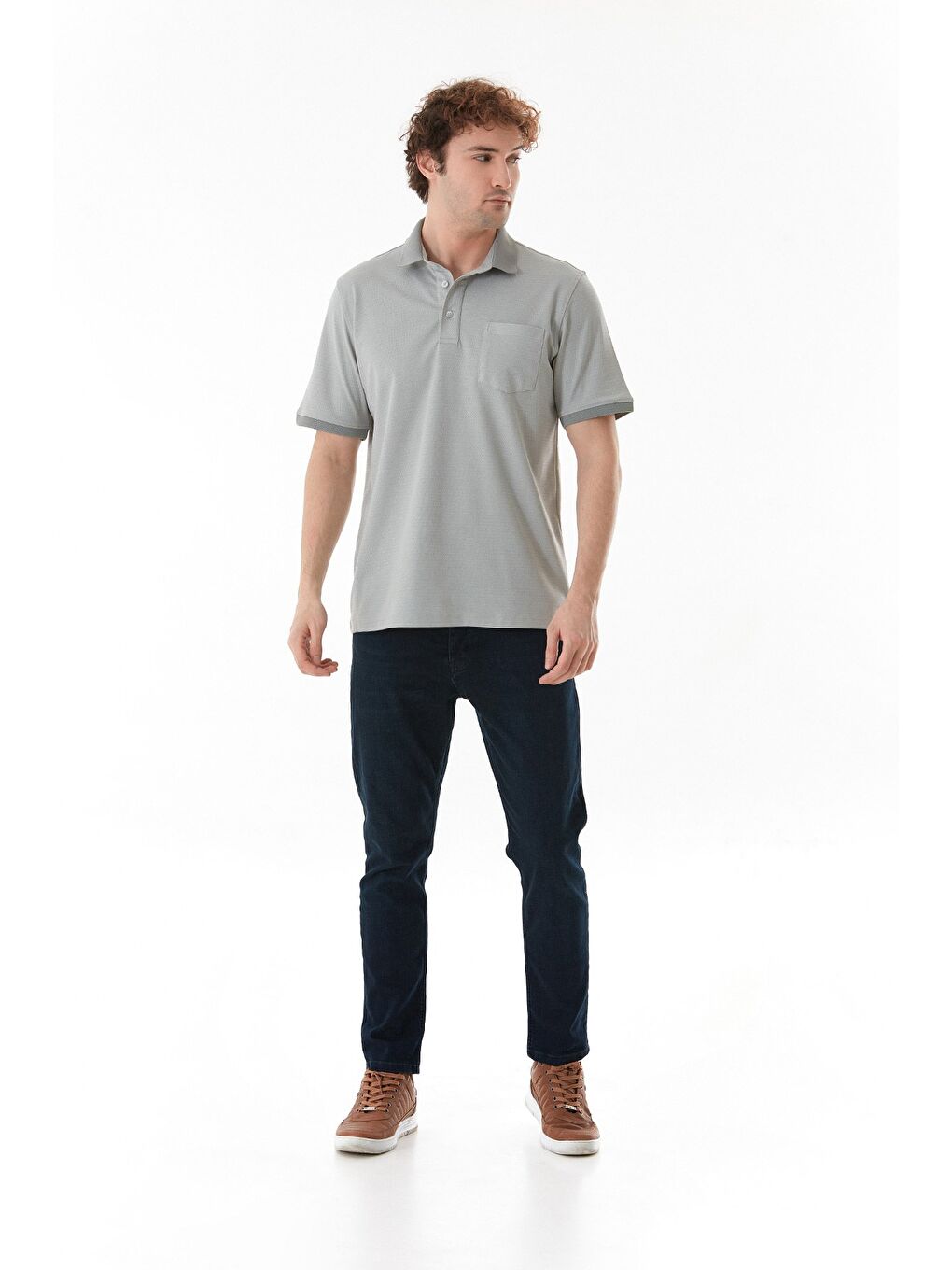 Gri Desenli Cepli Polo Yaka Tişört-1