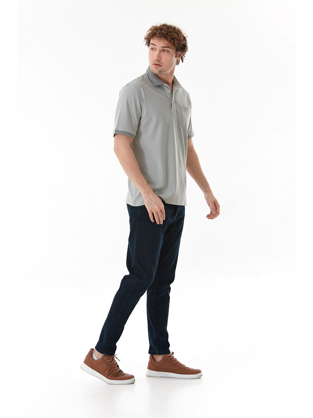 Gri Desenli Cepli Polo Yaka Tişört-3