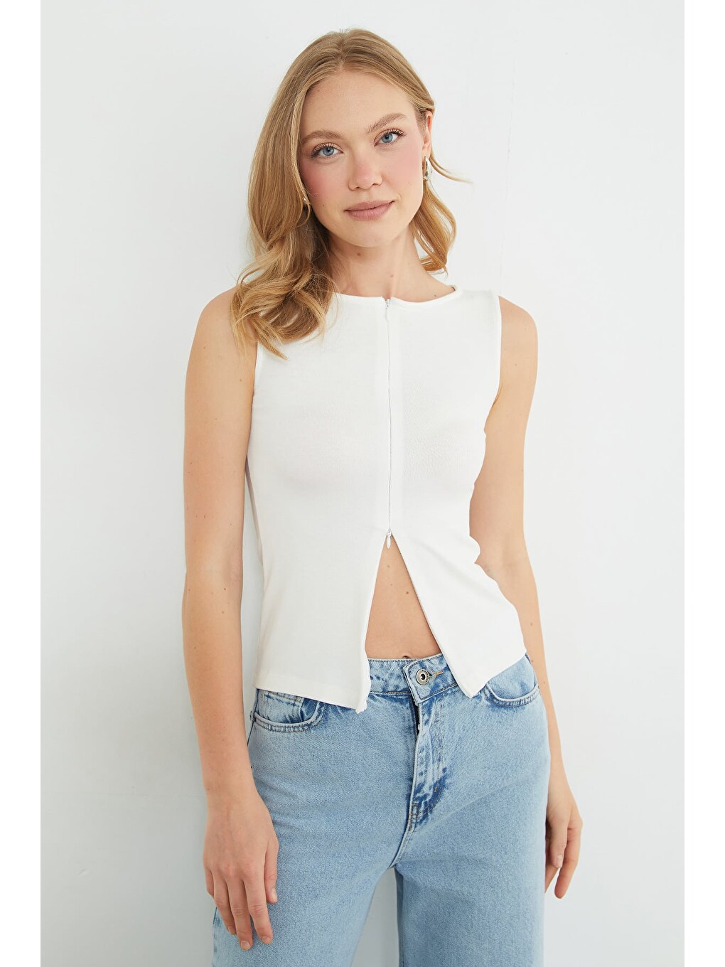 Ekru Çift Fermuarlı Slim Fit Bluz-2