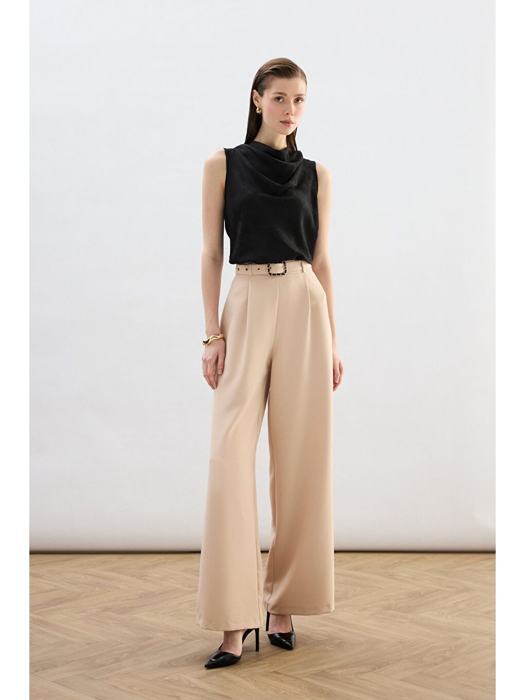 Kemerli Bol Pantolon - Bej-3