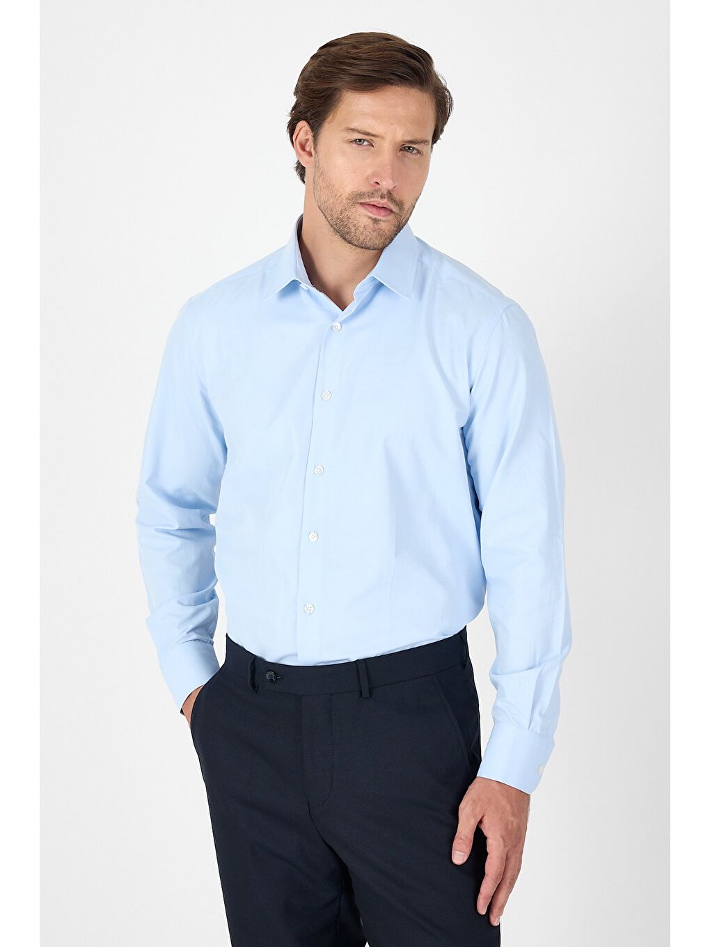 Koyu Mavi Uzun Kol Sert Yaka Cepsiz Comfort Fit Pamuklu Gömlek 1004250914-4