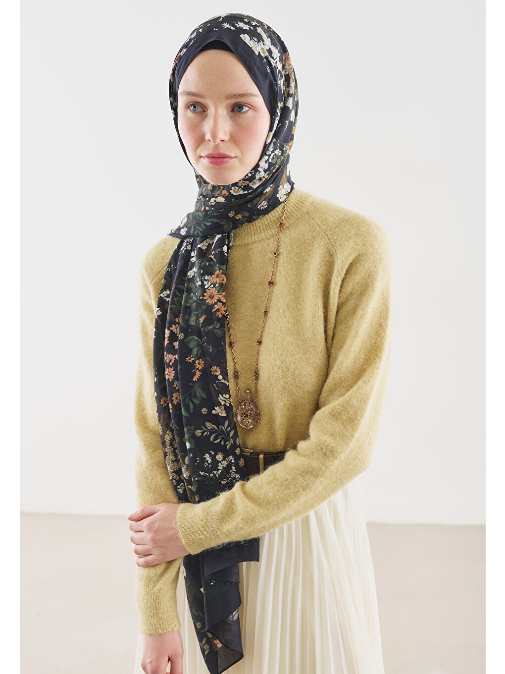 Siyah AVRIL DESENLİ PAMUK VİSKON ŞAL SİYAH-2