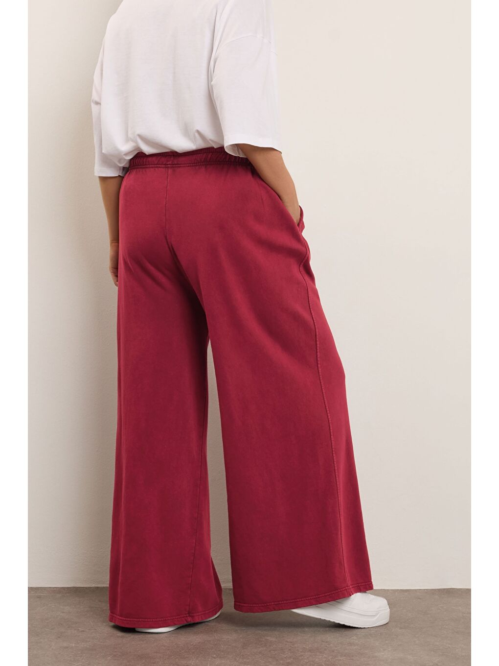 Kırmızı Büyük Beden Cepli Beli Lastikli İpli Geniş Paçalı Eşofman Altı 304052-4