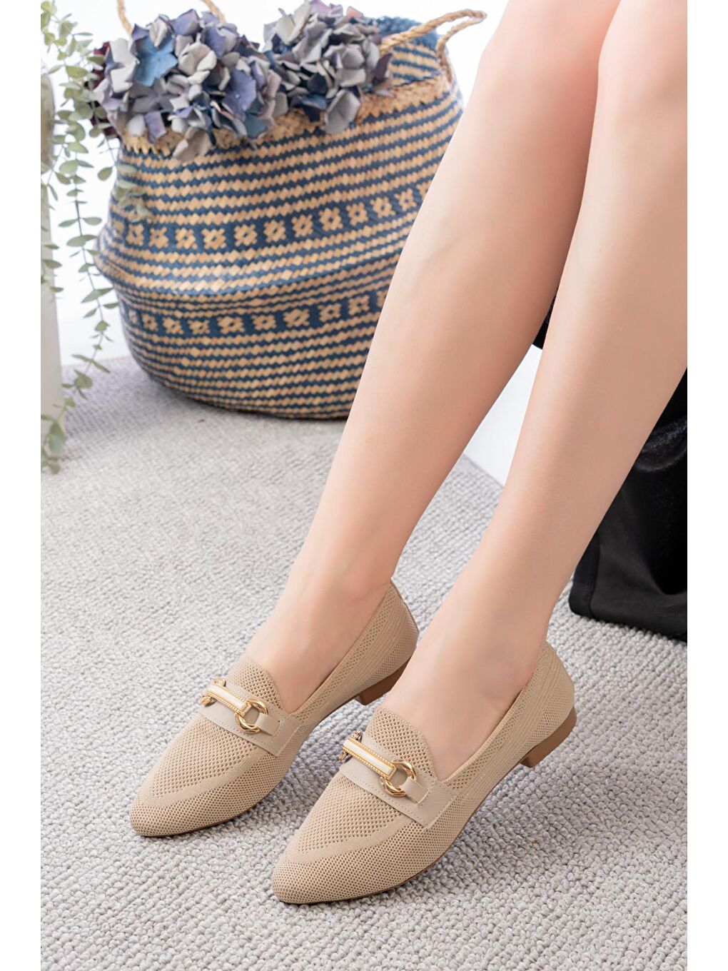 Ekru Zeyha Toka Detaylı Günlük Triko Sivri Burun Kadın Babet