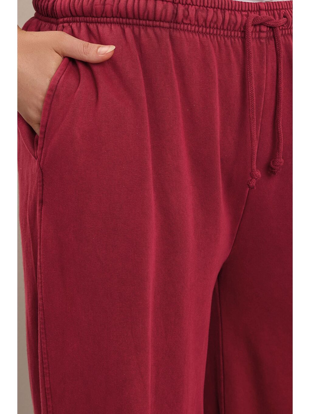 Kırmızı Büyük Beden Cepli Beli Lastikli İpli Geniş Paçalı Eşofman Altı 304052-6