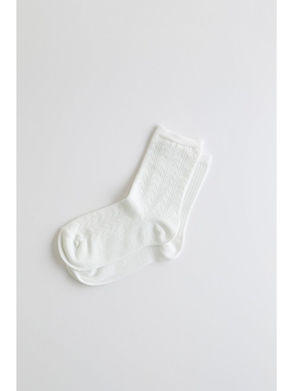 Kadın Desenli Soket Çorap Beyaz