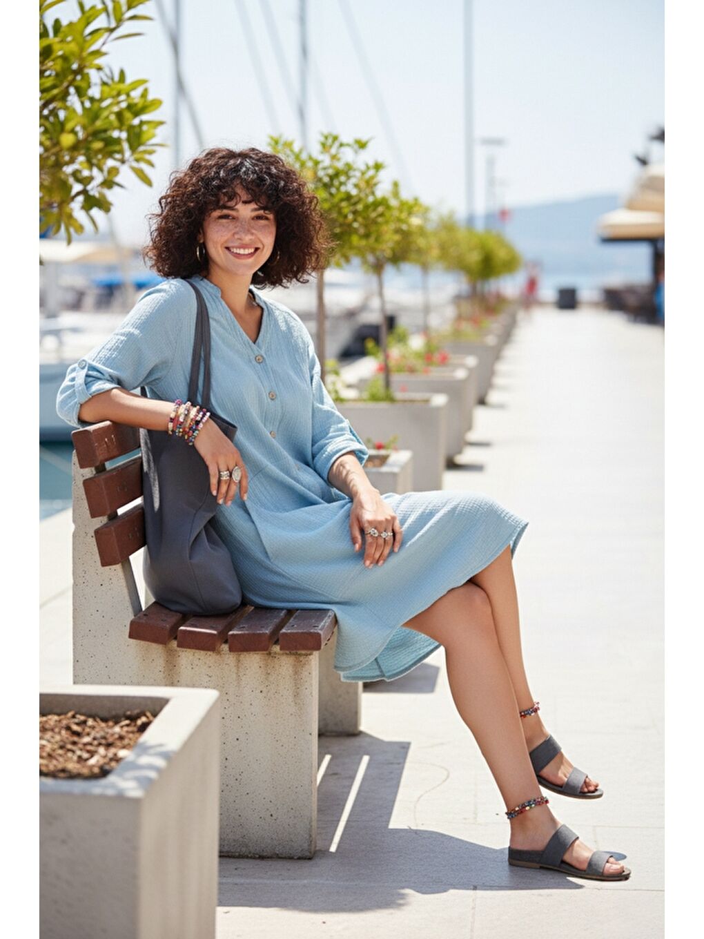 Açık Mavi Hakim Yaka Düğmeli 3/4 Kol Kanguru Cepli Casual Müslin Salaş Dokuma Elbise 102 67-1