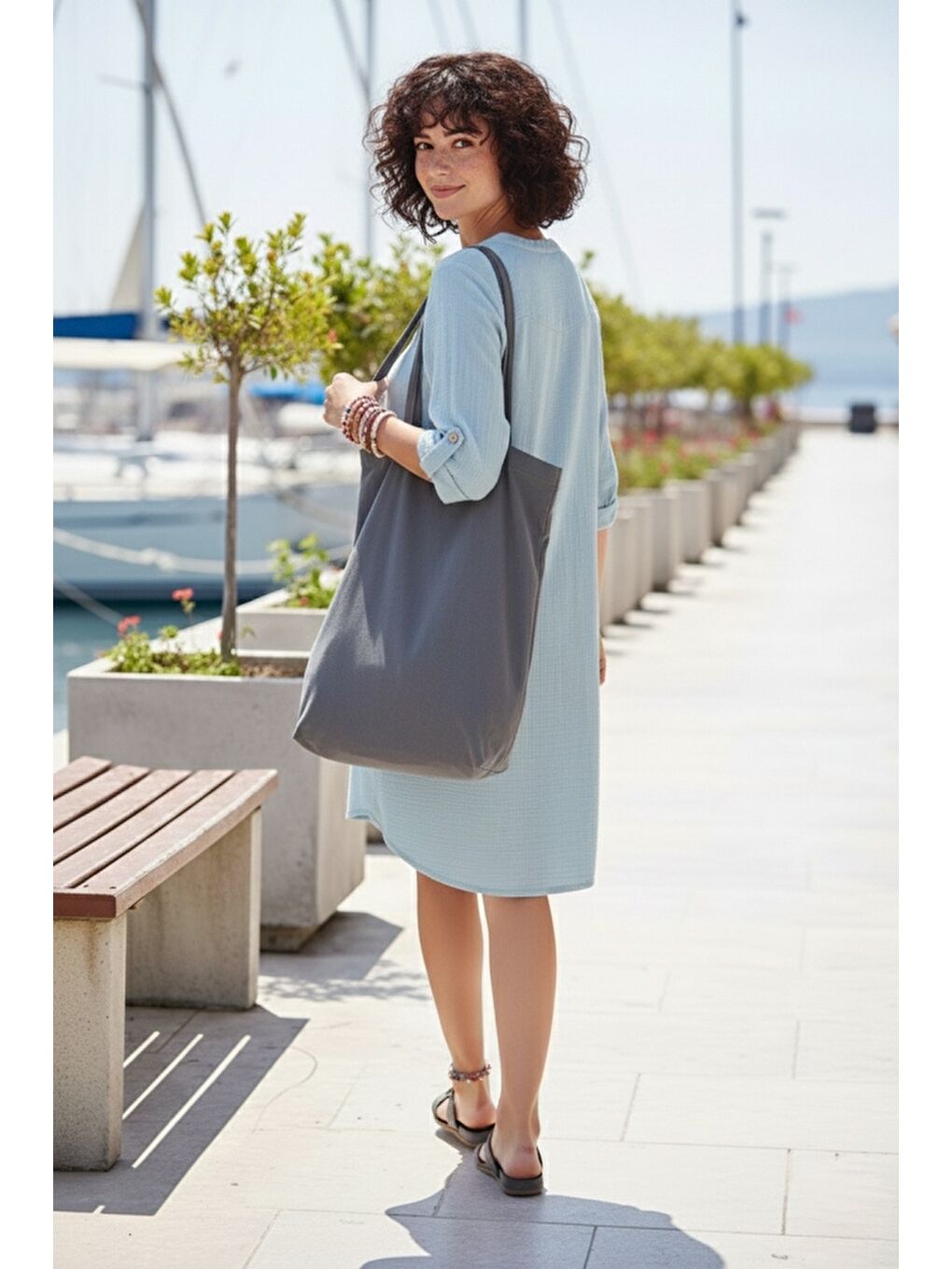 Açık Mavi Hakim Yaka Düğmeli 3/4 Kol Kanguru Cepli Casual Müslin Salaş Dokuma Elbise 102 67-4