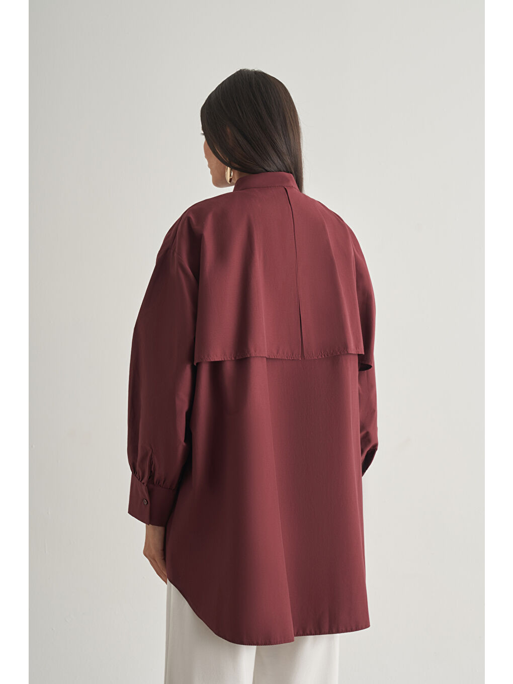 Rüzgarlıklı Hakim Yaka Uzun Mürdüm Rengi Gömlek-3