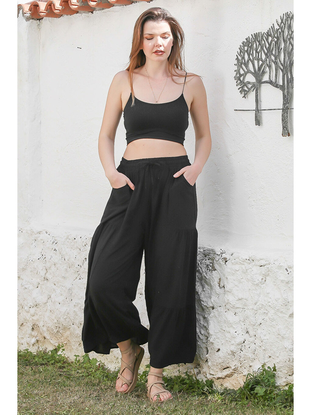 Siyah Cepli Lastikli Ve Bağlamalı Bel İspanyol Paça Casual Viskon Dokuma Pantolon 108 65-3