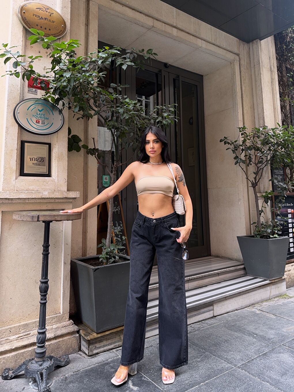 Geniş Paça Yüksek Bel Siyah Jean-3