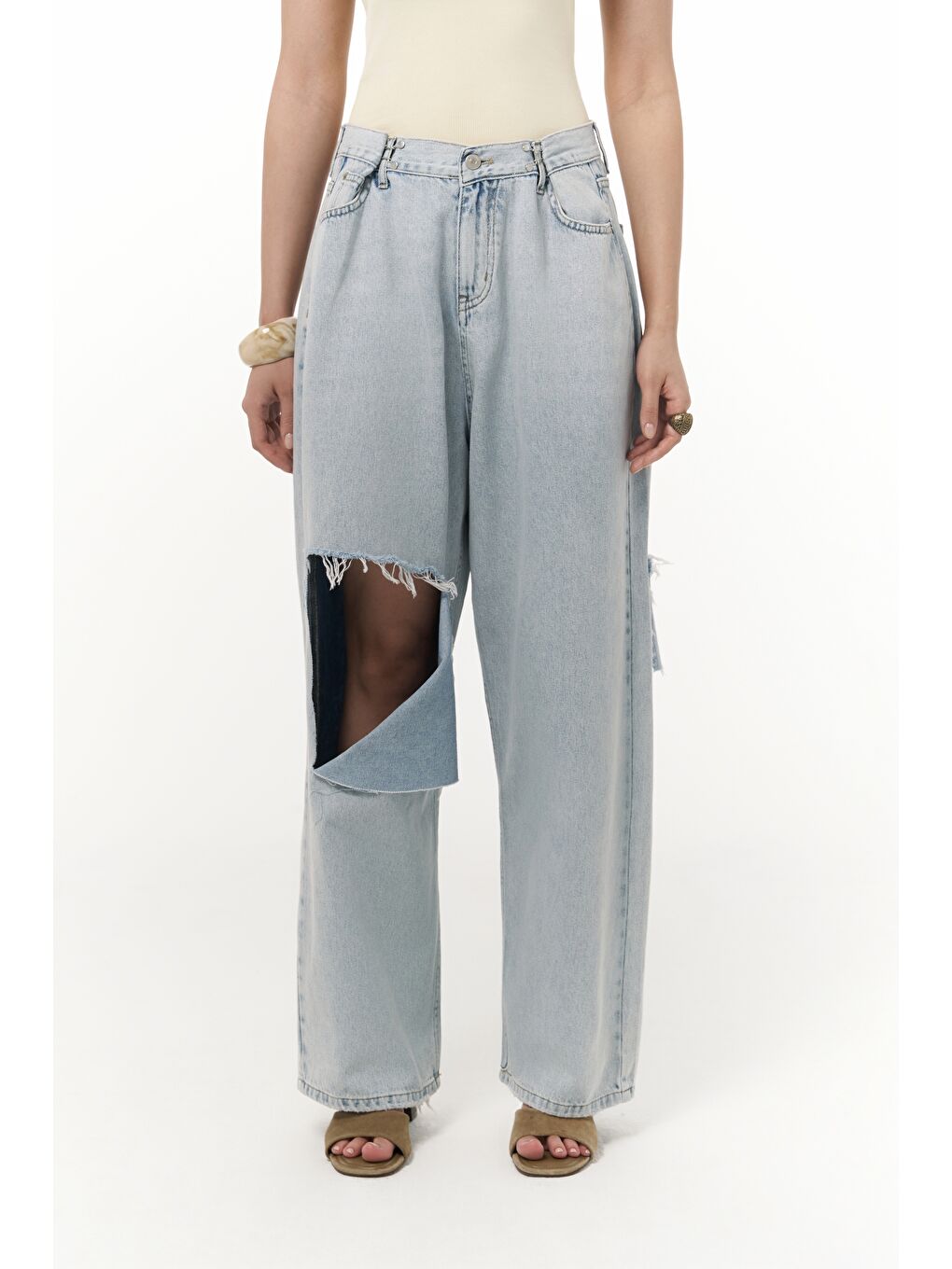 Garbo Yırtık Detay Mavi Jean Pantolon-4
