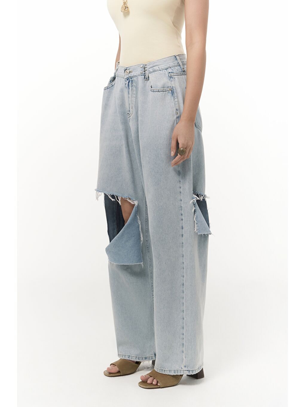 Garbo Yırtık Detay Mavi Jean Pantolon-5