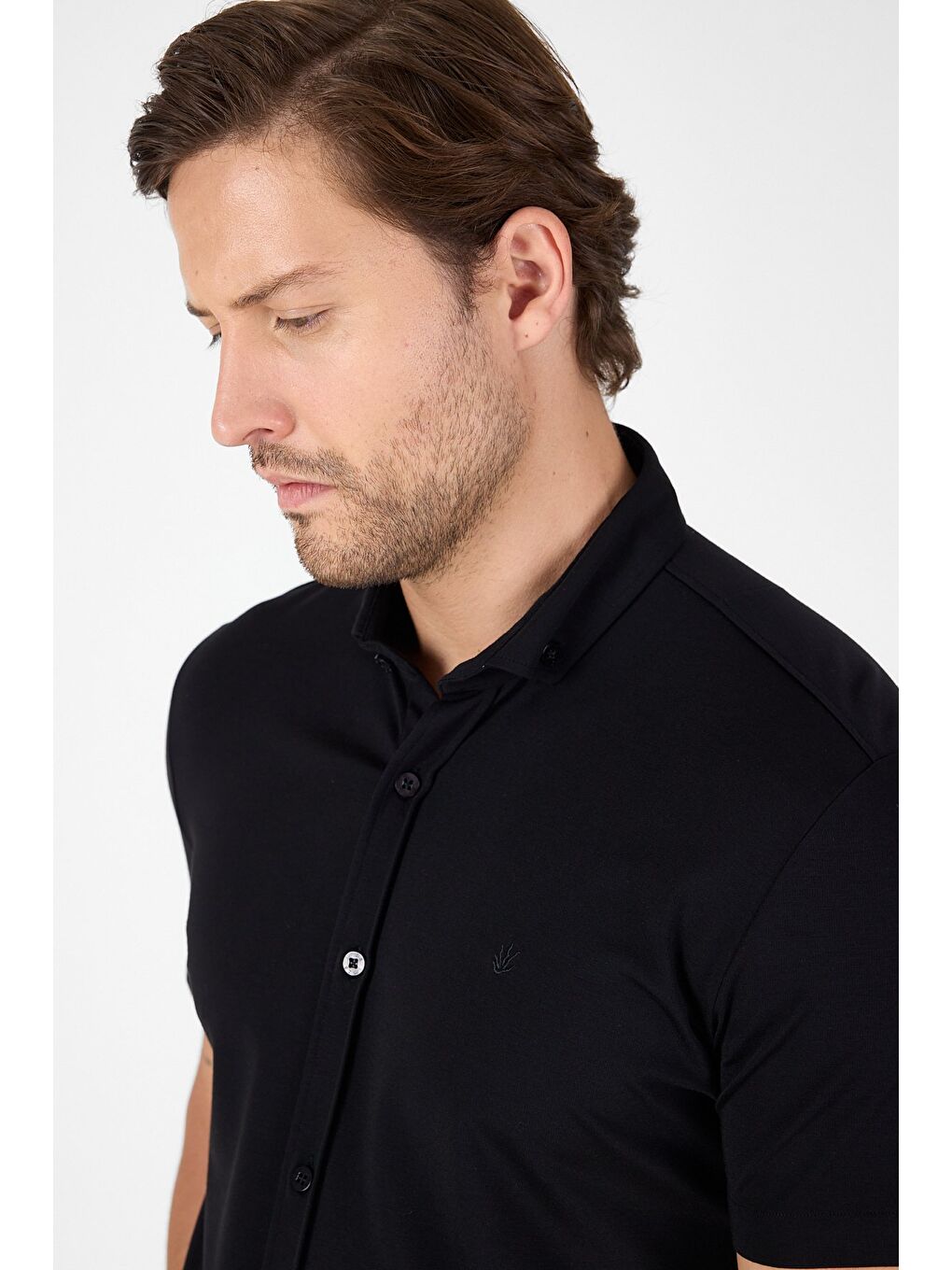 Siyah Kısa Kol Düğmeli Yaka Cepsiz Performans Ürün Slim Fit Büyük Beden Gömlek 1004250256-1