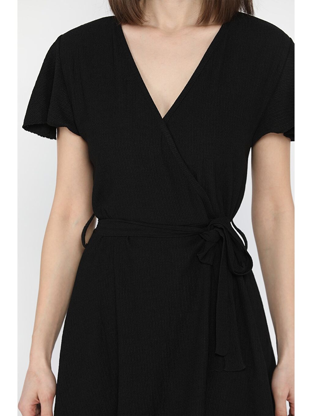 Siyah Kruvaze Yaka Bel Bağcıklı Kadın Elbise-3