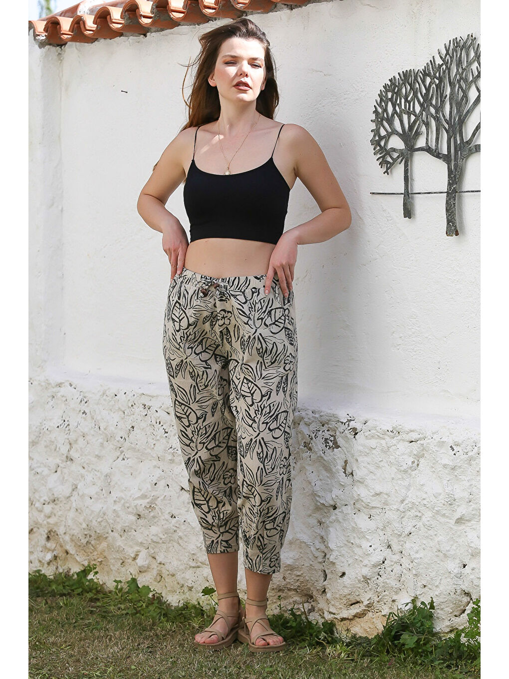 Bej Cepli Yıkamalı Allover Baskılı Lastikli Ve Bağlamalı Bel Şalvar Paça Dokuma Pantolon 90 65-2