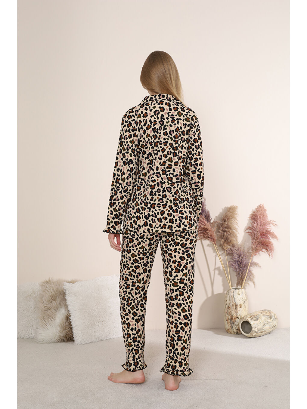 Renksiz Bürümcük Kumaş Önden Düğmeli Uzun Kollu Kadın Pijama Takımı 6007-4