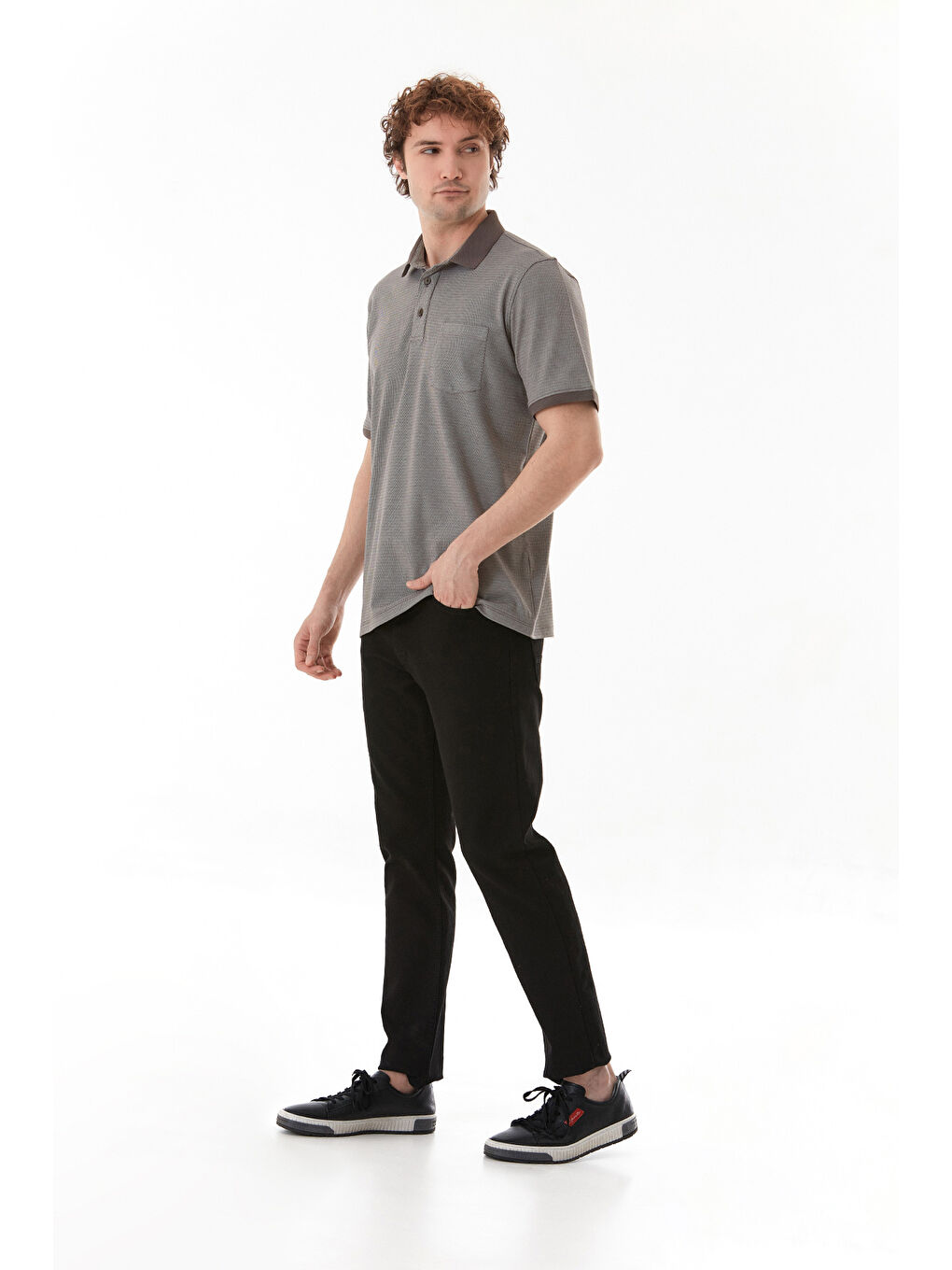 Kahverengi Desenli Cepli Polo Yaka Tişört-4