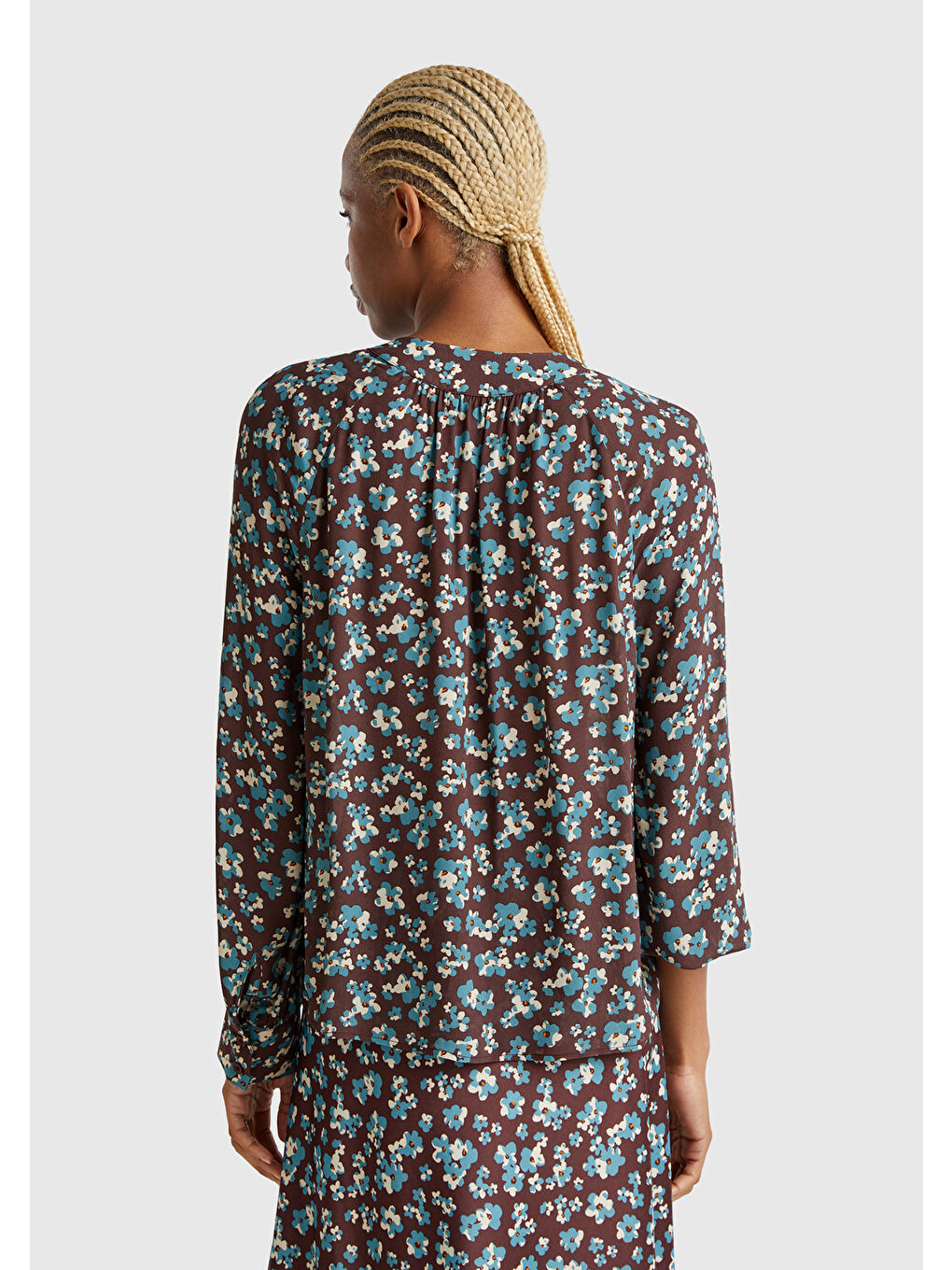 Kadın Kahverengi %100 Viskoz V Yaka Raglan Kol Bluz-2