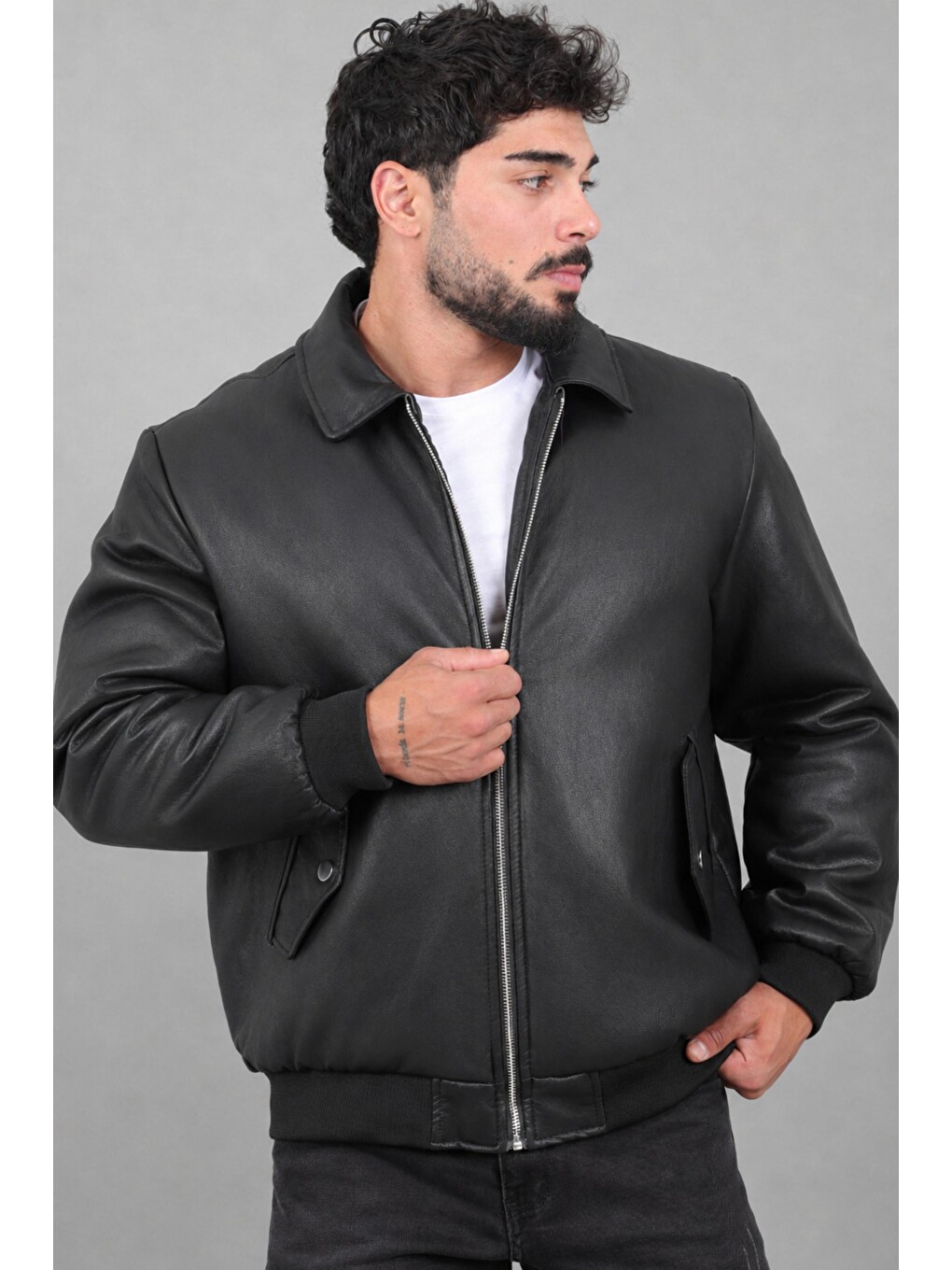 Siyah Cep Detay Dolumlu İçi Kürklü Suni Deri Mont Kmd 897_50533-3