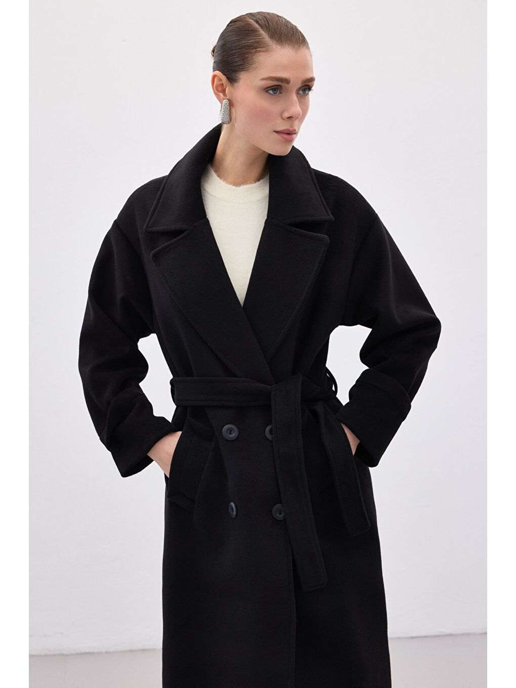 Beli Bağlamalı Uzun Kaban - Siyah-4