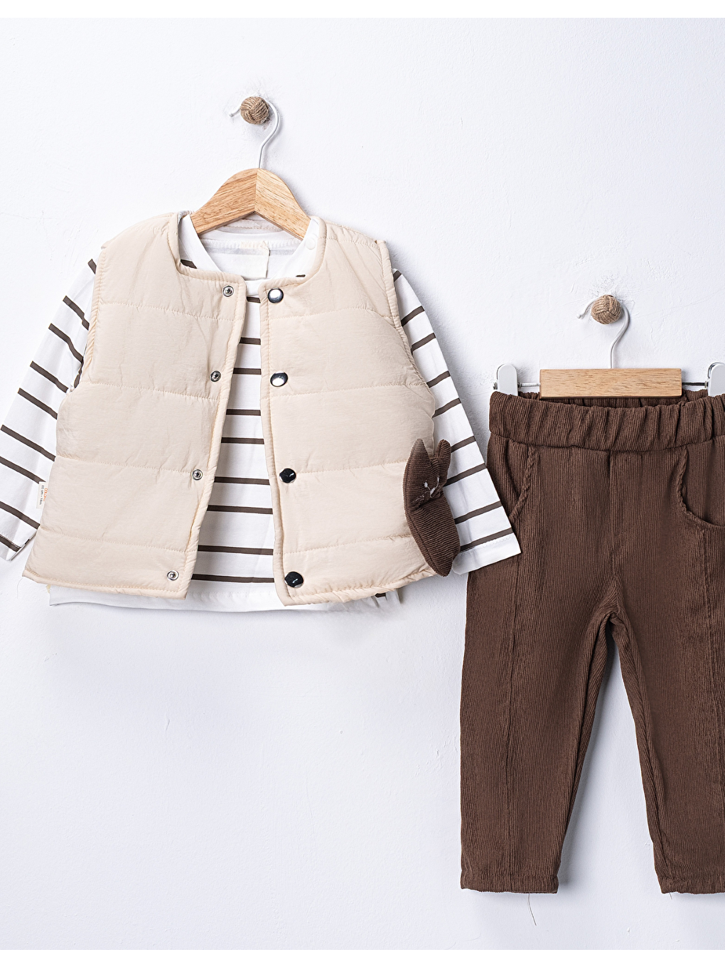 Kahverengi Erkek Bebek 3’lü Takım 9-24 Ay Şişme Yelek %100 Pamuk Sweatshirt Kadife Pantolon-2