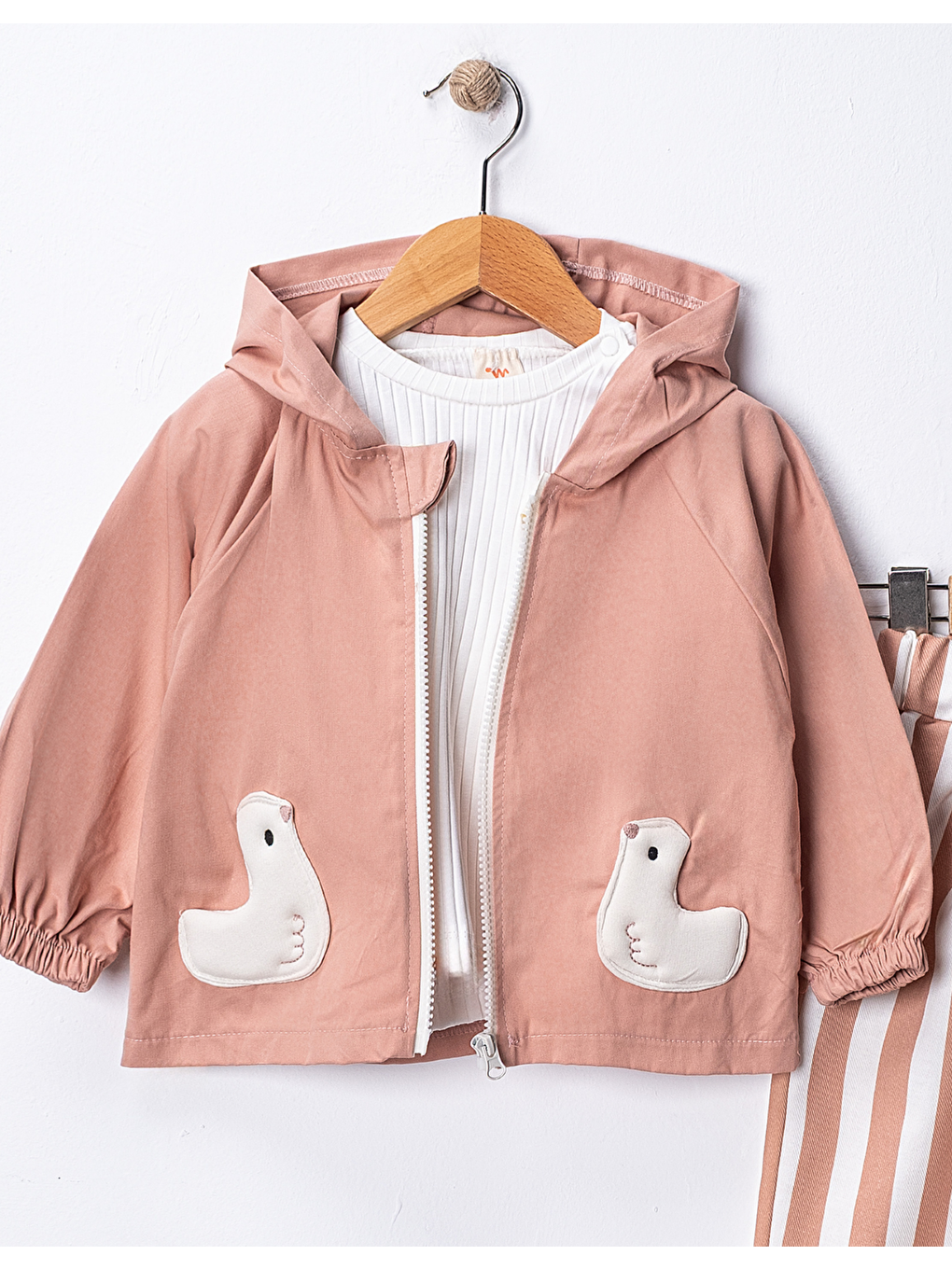 Pembe Kız Çocuk Gabardin Ceketli Takım – %100 Pamuklu İç Penye, Beli Lastikli Kemerli Pantolon 2-5 Yaş-1