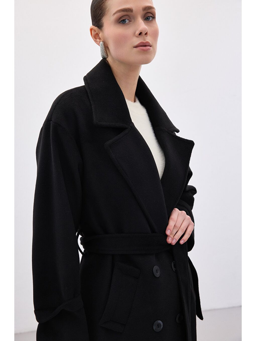 Beli Bağlamalı Uzun Kaban - Siyah-6