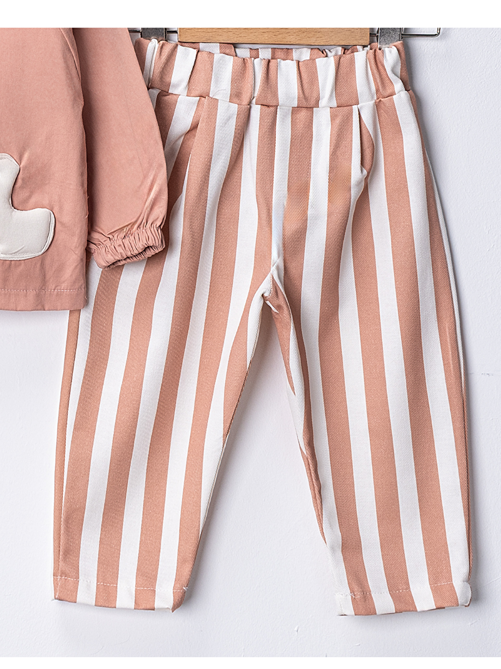 Pembe Kız Çocuk Gabardin Ceketli Takım – %100 Pamuklu İç Penye, Beli Lastikli Kemerli Pantolon 2-5 Yaş-2