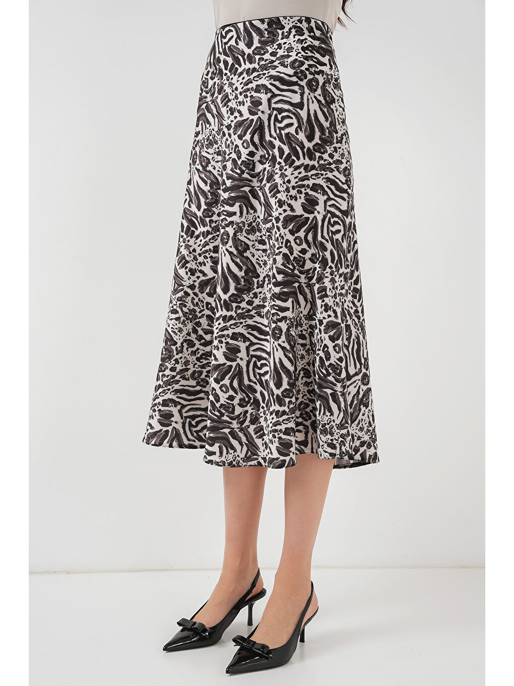 15806 Saten Etek - Z.Bej-3