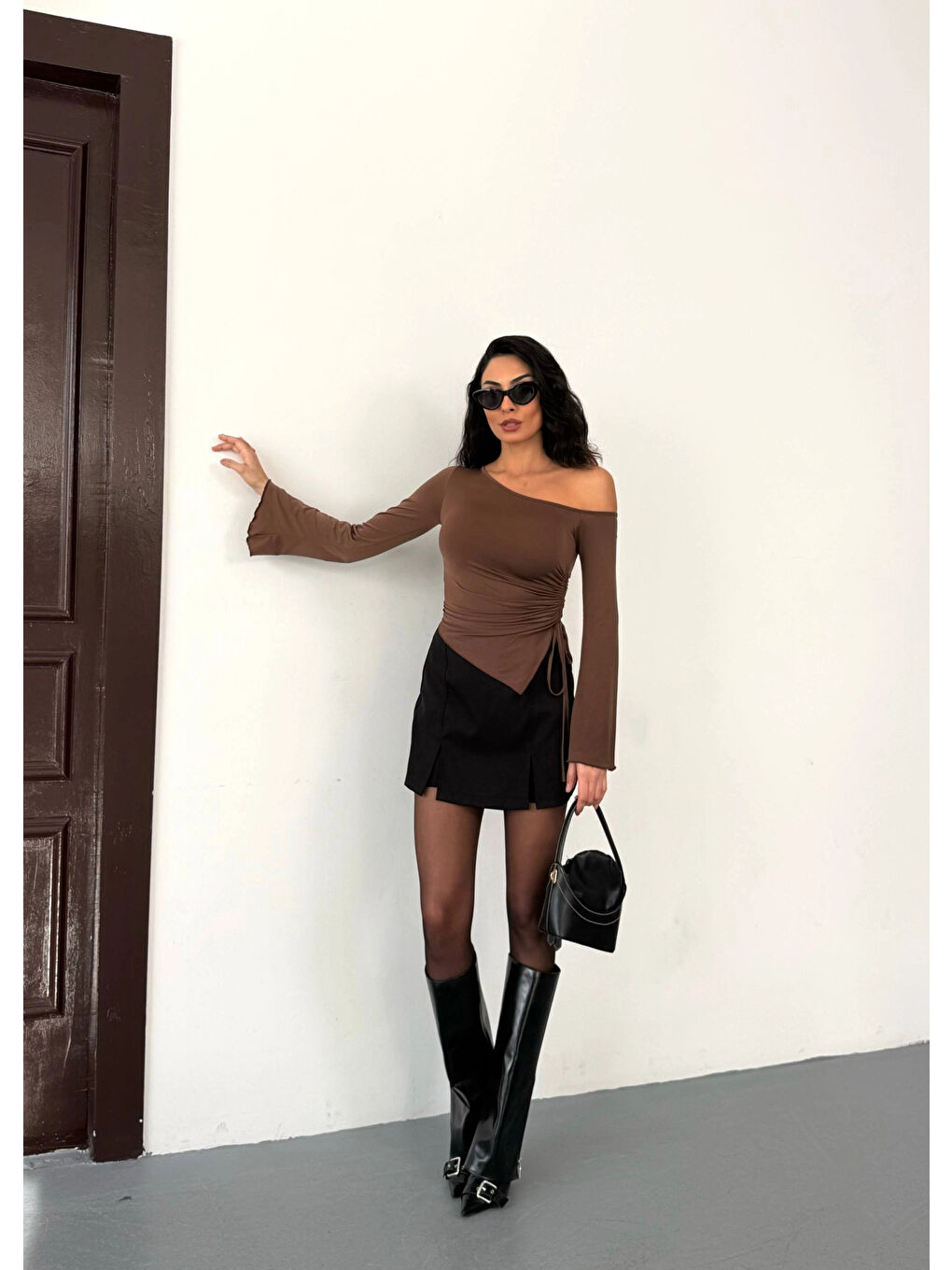 Kahverengi Kadın Kahve Asimetrik Kesim İspanyol Kol Beli Büzgülü Sandy Bluz HZL25W-FRY123591-2