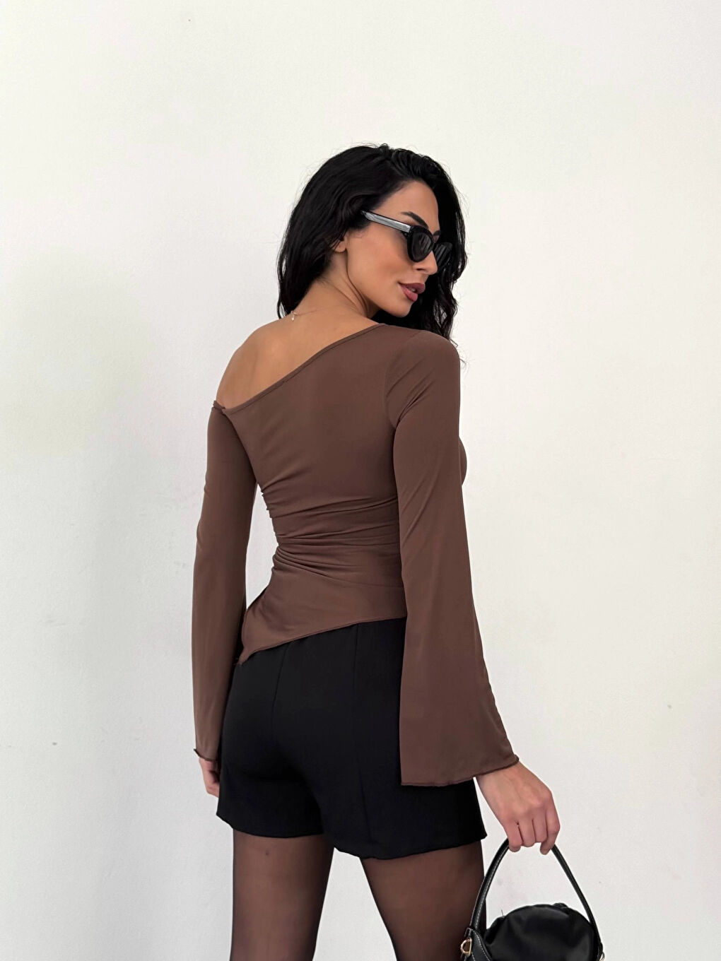Kahverengi Kadın Kahve Asimetrik Kesim İspanyol Kol Beli Büzgülü Sandy Bluz HZL25W-FRY123591-4