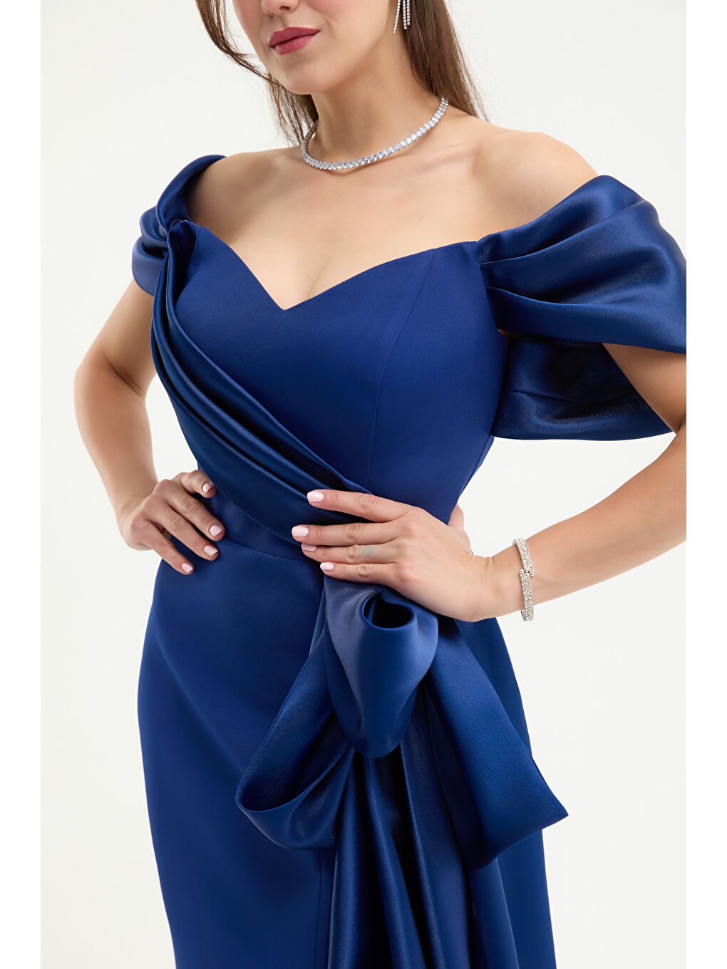 Kadın Lacivert Kayık Yaka Kuyruklu Uzun Abiye Elbise-2