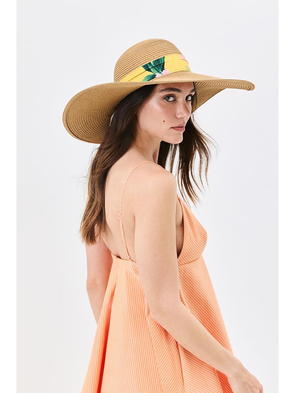 Bej Geniş Kenar Hasır Plaj Şapkası Y25730-11 Vizon