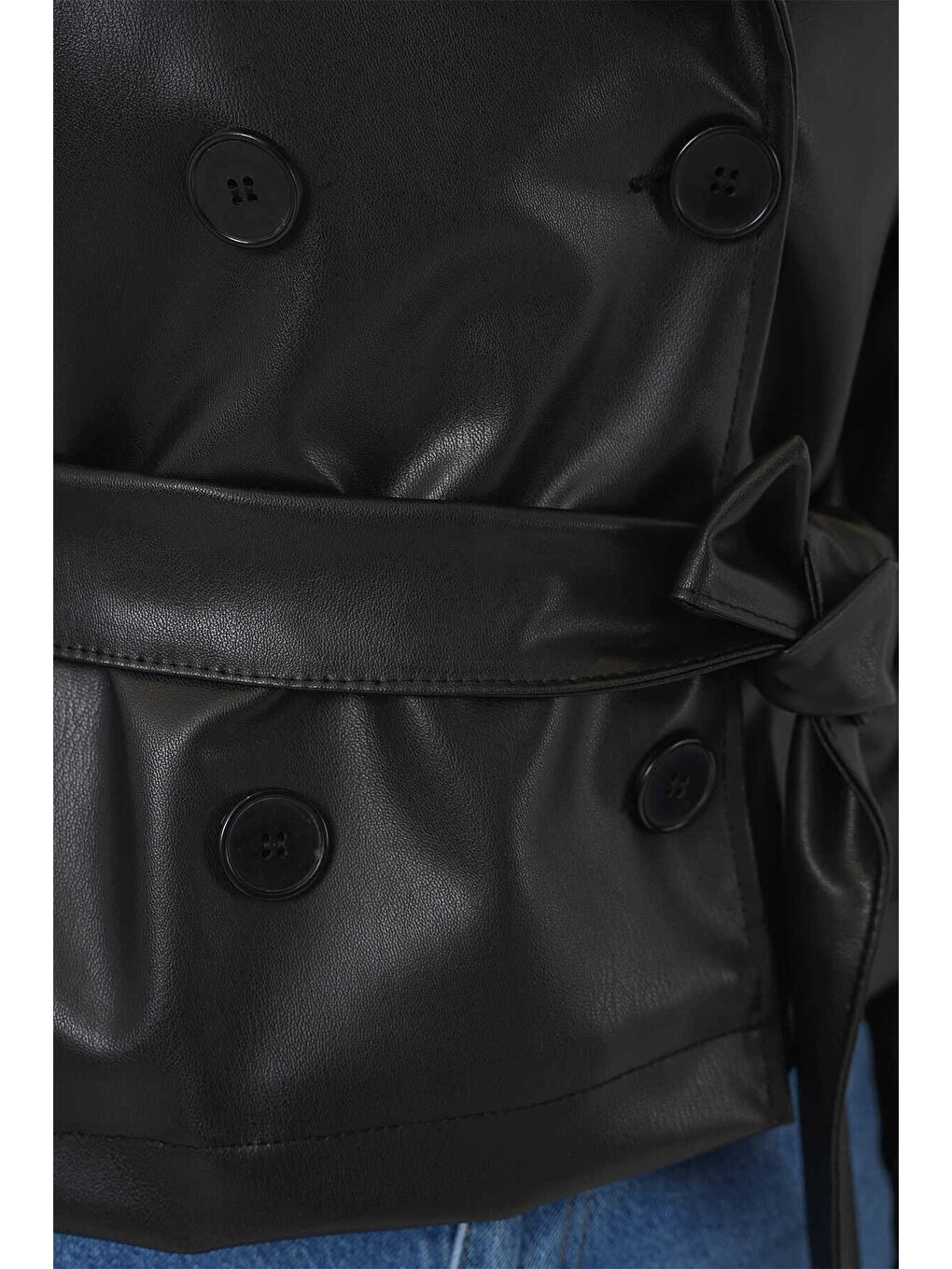 Kadın Siyah Kemerli Astarlı Suni Deri Ceket HZL25W-BD110461-2