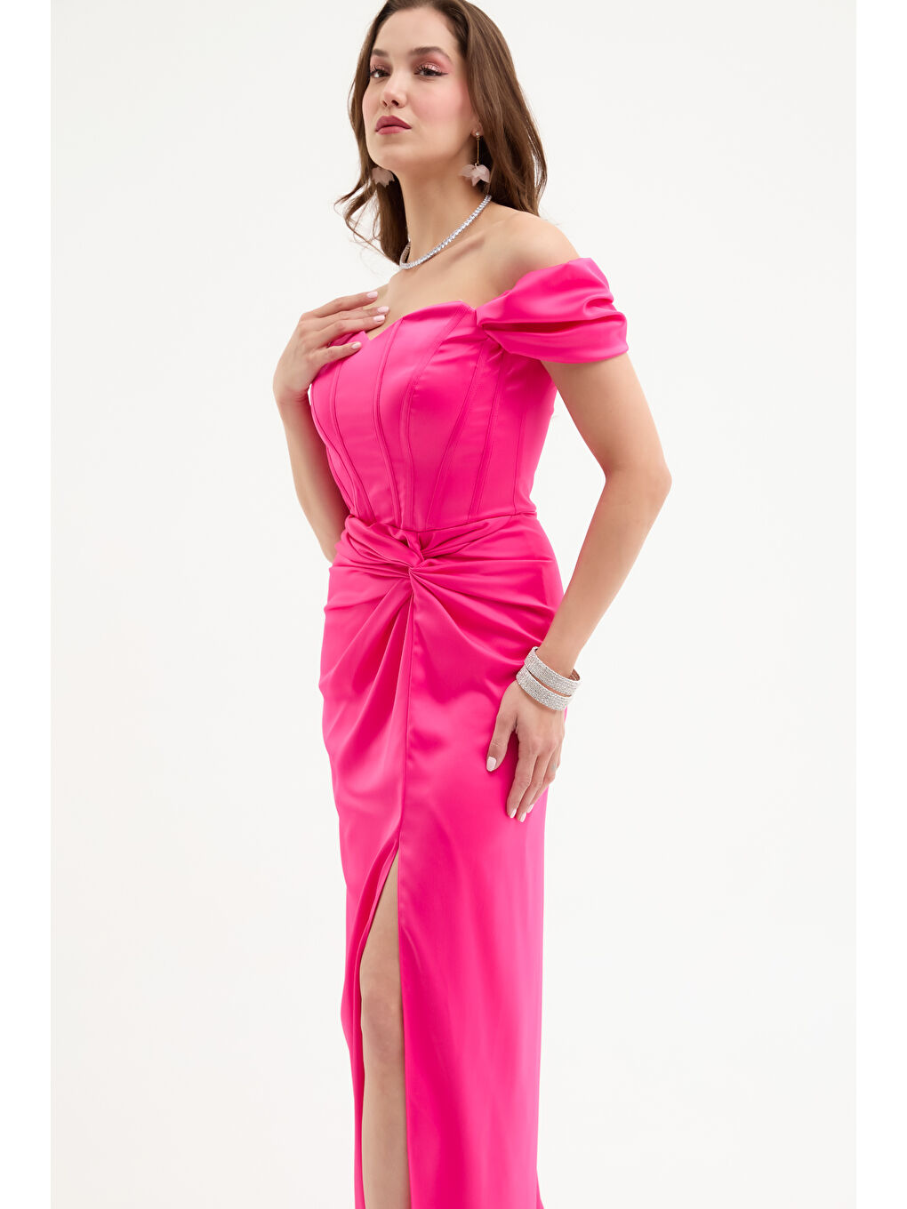 Kadın Fuşya Balen Korseli Uzun Saten Abiye Elbise-2