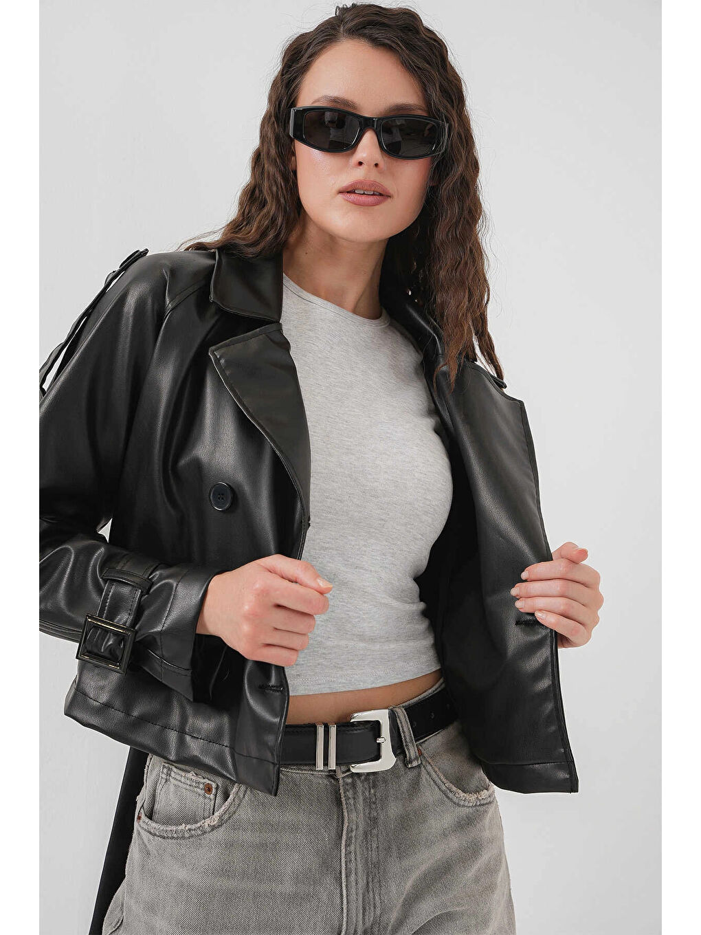 Kadın Siyah Kemerli Astarlı Suni Deri Ceket HZL25W-BD110461-4