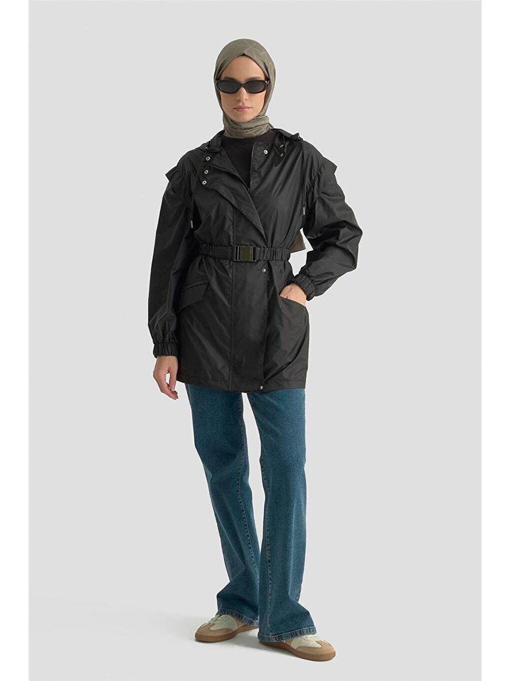 Seyyar Kollu Ve Kapüşonlu Yağmurluk 25Y7816 Siyah-2